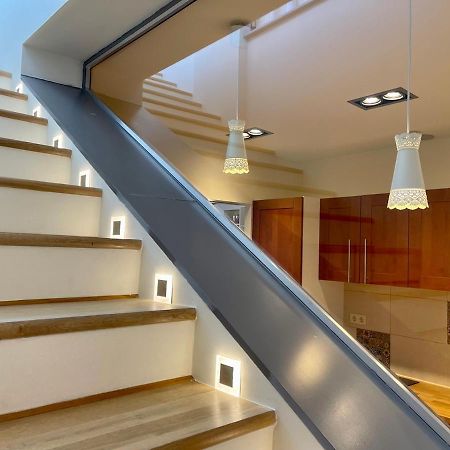 Penthouse W Private Rooftop And Free Parking Budapeszt Zewnętrze zdjęcie