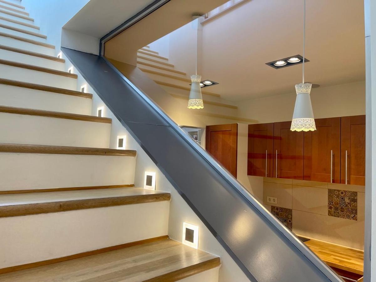 Penthouse W Private Rooftop And Free Parking Budapeszt Zewnętrze zdjęcie